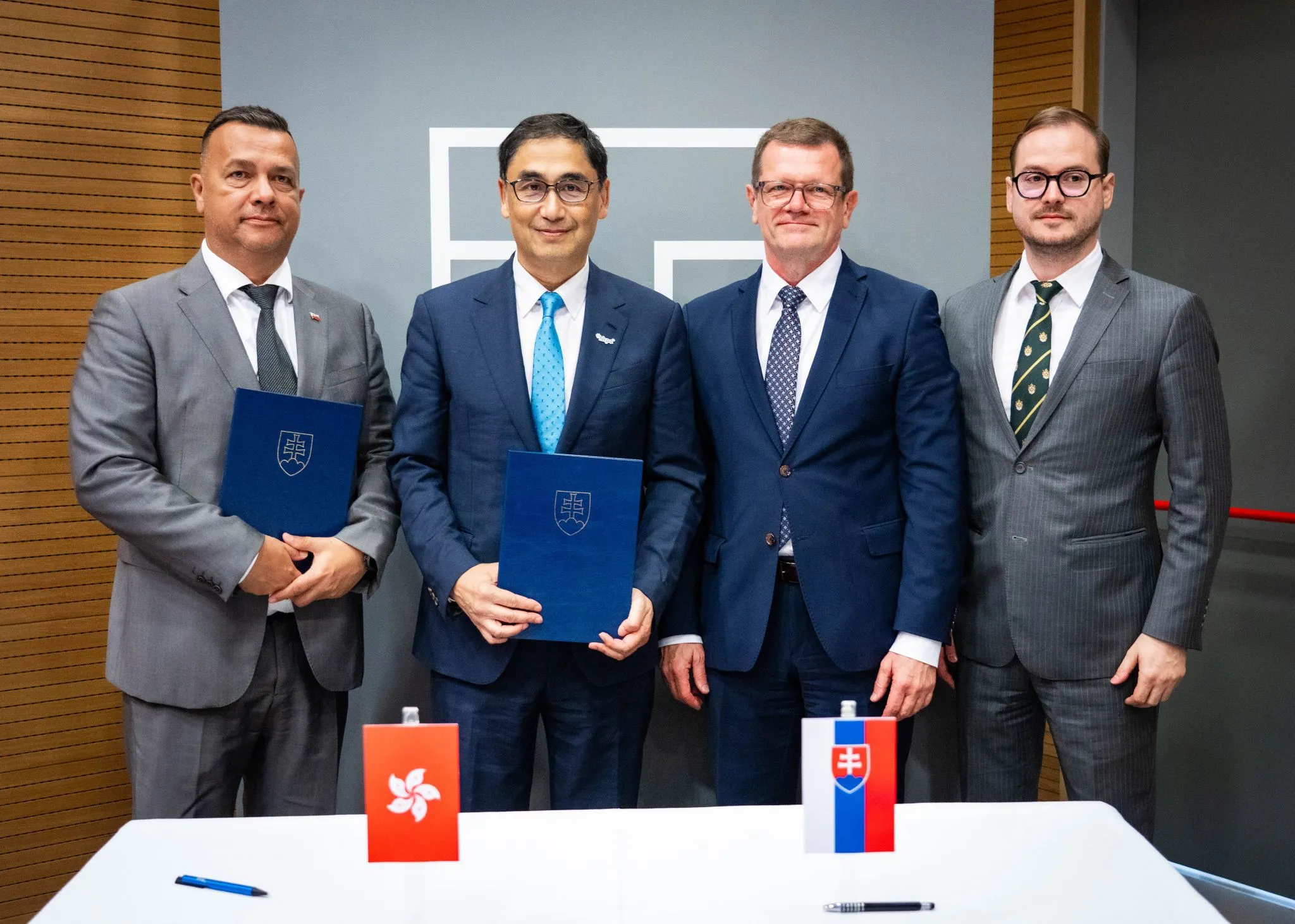 Slovensko a Hongkong spájajú sily pre budúcnosť. Memorandum o spolupráci otvára nové možnosti v inováciách, technológiách a podpore talentov