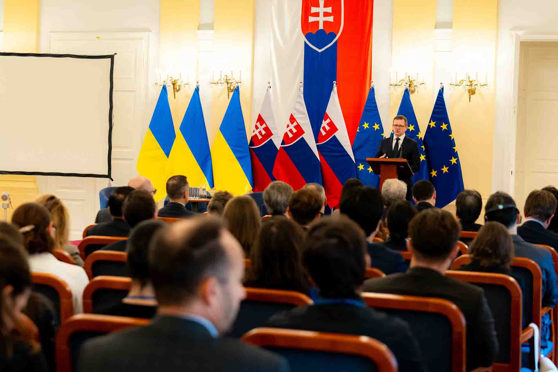 Konferencia Slovensko–Ukrajinský dialóg: Partnerstvo pre spoločnú obnovu a prosperitu priniesla nové impulzy a poznatky pre spoluprácu