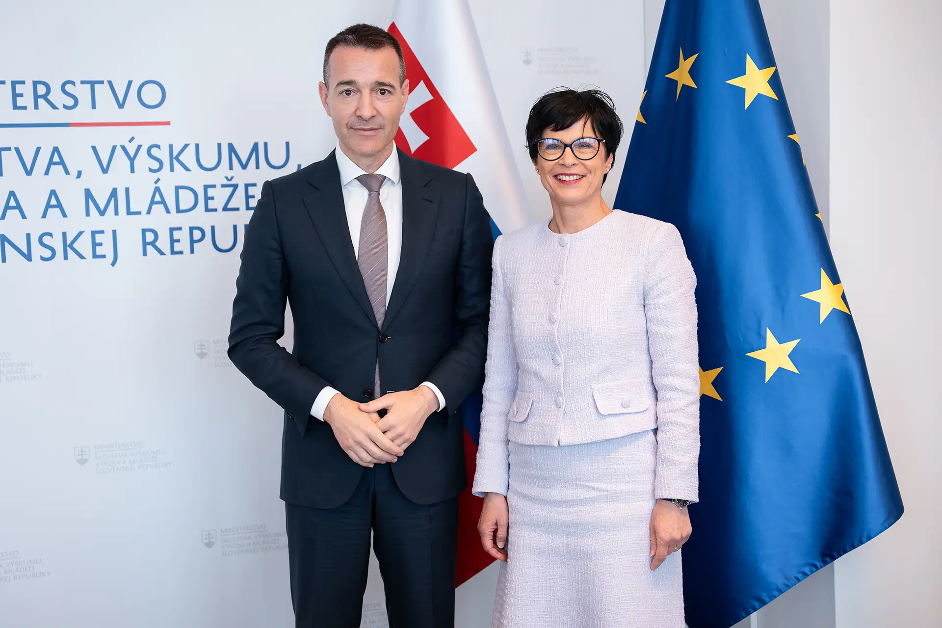 Podpredseda vlády a minister Tomáš Drucker rokoval s eurokomisárkou Martou Kos o obnove Ukrajiny a podpore východného Slovenska 